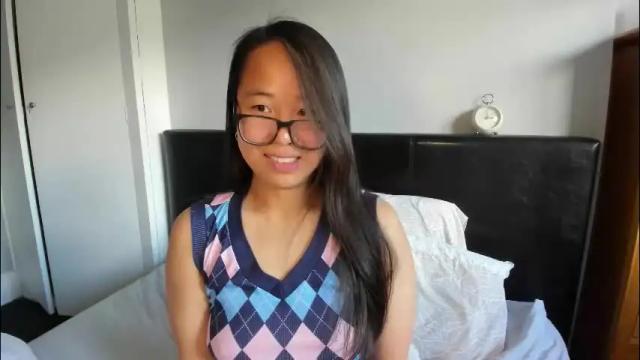 Image 4 of naughtynerdygirl Stream on Chaturbate on 1 month ago