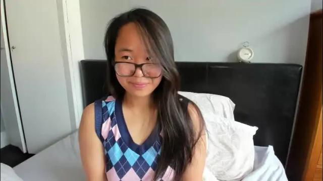 Image 7 of naughtynerdygirl Stream on Chaturbate on 1 month ago