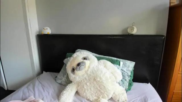 Image 4 of naughtynerdygirl Stream on Chaturbate on 1 month ago