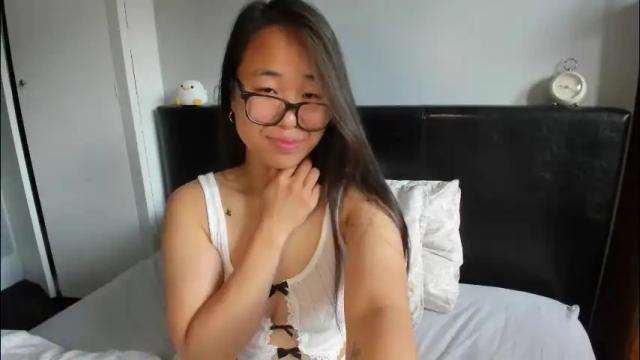 Image 8 of naughtynerdygirl Stream on Chaturbate on 26 days ago