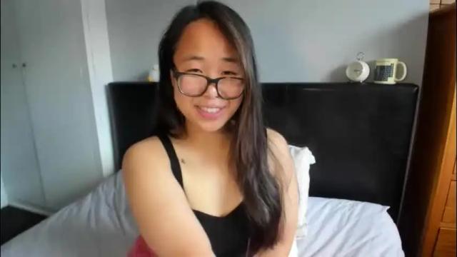 Image 7 of naughtynerdygirl Stream on Chaturbate on 3 days ago