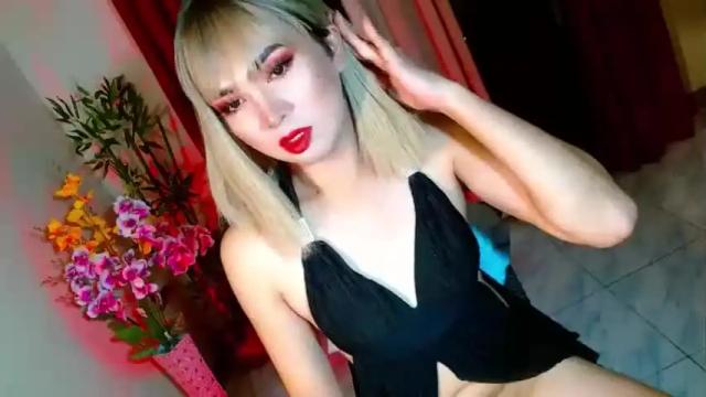 Image 2 of naughtynicay Stream on Chaturbate on 19 months ago