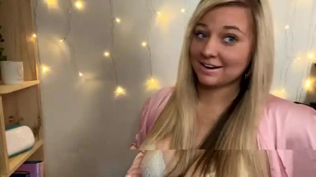 Thumbnail 2, naughtynicole98's Stream at Chaturbate, 14 months ago