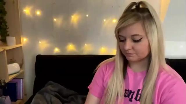 Thumbnail 2, naughtynicole98's Stream at Chaturbate, 14 months ago