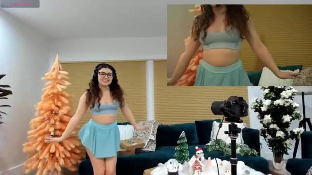 Image 2 of naughtynightlover Stream on Chaturbate on 16 months ago