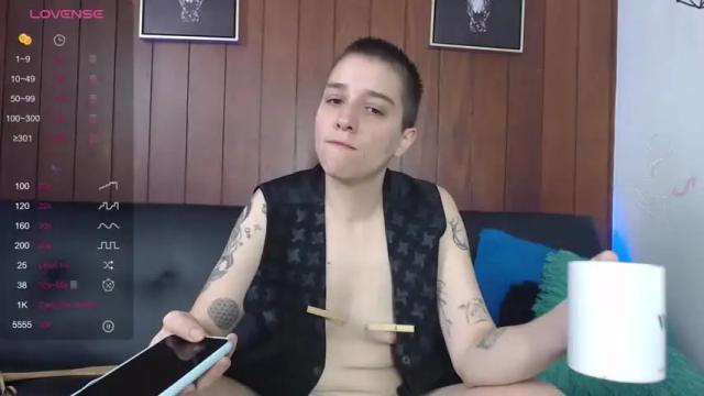 Image 12 of naughtyred_ath Stream on Chaturbate on 15 months ago