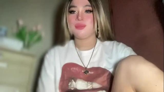 Image 12 of naughtyrosecum Stream on Chaturbate on 27 days ago