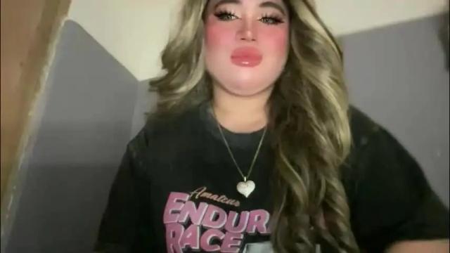 Thumbnail 3, naughtyrosecum's Stream at Chaturbate, 1 month ago