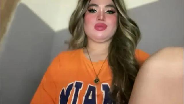 Image 2 of naughtyrosecum Stream on Chaturbate on 1 month ago