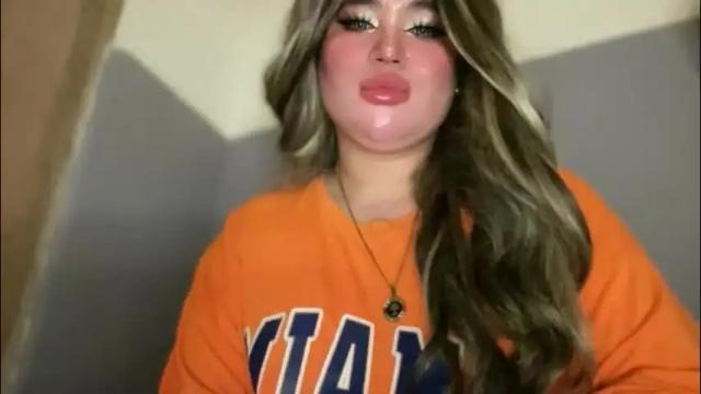 Image 12 of naughtyrosecum Stream on Chaturbate on 1 month ago