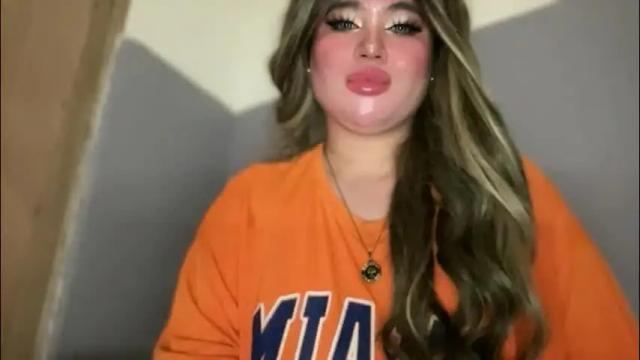 Image 3 of naughtyrosecum Stream on Chaturbate on 1 month ago