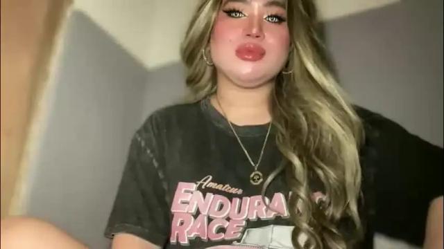 Image 4 of naughtyrosecum Stream on Chaturbate on 1 month ago