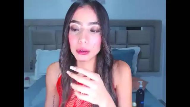 Image 12 of naughtysweet18 Stream on Chaturbate on 17 months ago