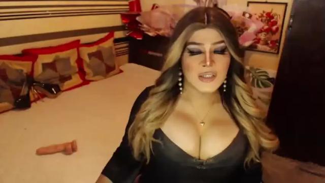 Image 8 of naughysexanastasia Stream on Chaturbate on 18 months ago