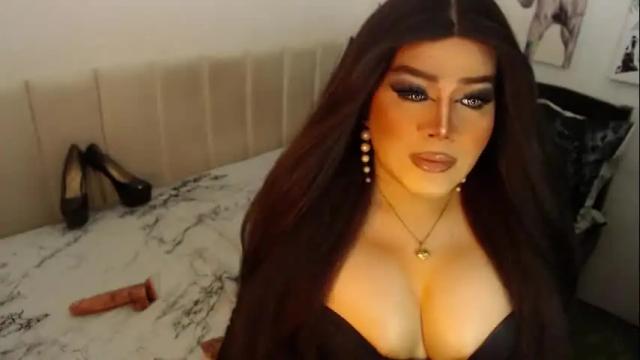 Image 10 of naughysexanastasia Stream on Chaturbate on 24 days ago