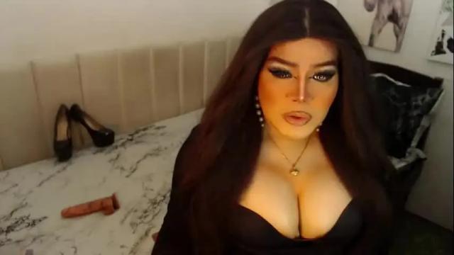 Image 2 of naughysexanastasia Stream on Chaturbate on 24 days ago