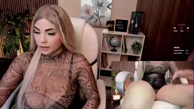 Image 4 of naugthyelli Stream on Chaturbate on 11 days ago