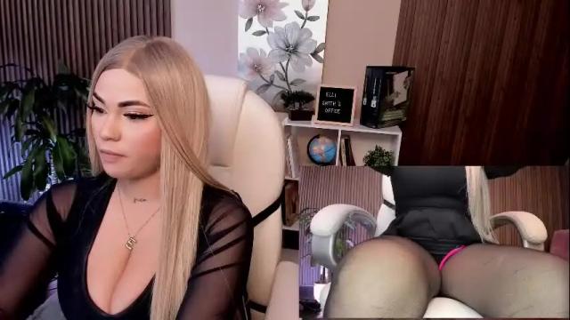 Image 4 of naugthyelli Stream on Chaturbate on 1 month ago