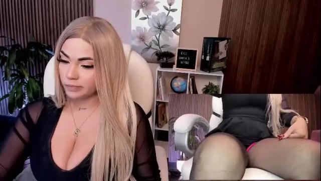 Image 6 of naugthyelli Stream on Chaturbate on 1 month ago