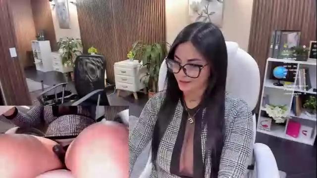 Thumbnail 3, naugthyelli's Stream at Chaturbate, 1 month ago
