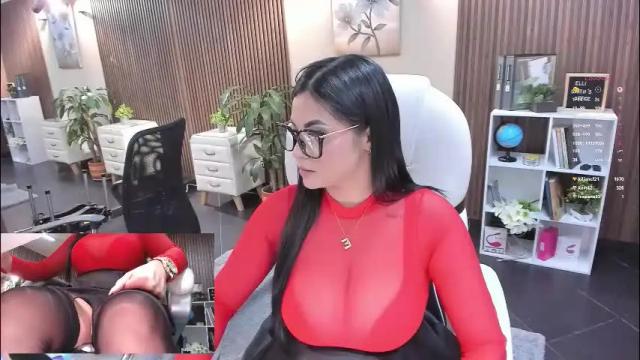 Thumbnail 1, naugthyelli's Stream at Chaturbate, 1 month ago