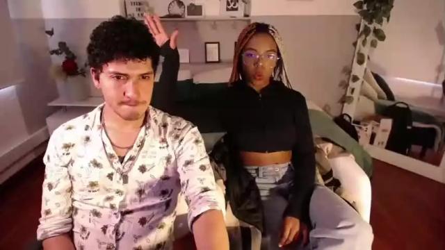 Image 2 of naveen_tiana Stream on Chaturbate on 15 months ago