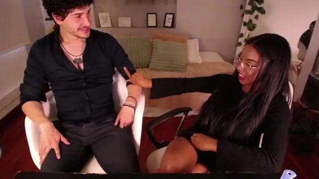 Image 7 of naveen_tiana Stream on Chaturbate on 14 months ago