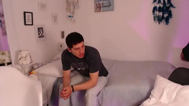Image 3 of naveen_tiana Stream on Chaturbate on 16 months ago