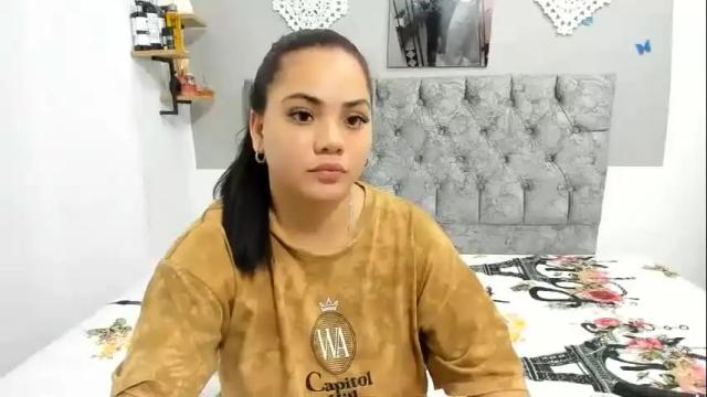 Image 2 of nay_and_aleja Stream on Chaturbate on 2 months ago