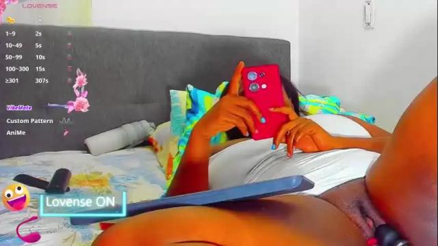 Image 12 of nayah_nassaumi Stream on Chaturbate on 1 month ago