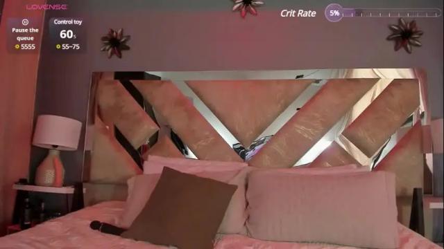 Image 3 of nayara_macherano Stream on Chaturbate on 15 days ago