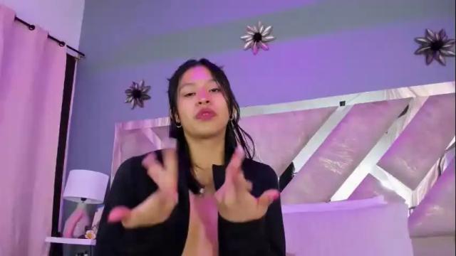 Image 4 of nayara_macherano Stream on Chaturbate on 20 days ago