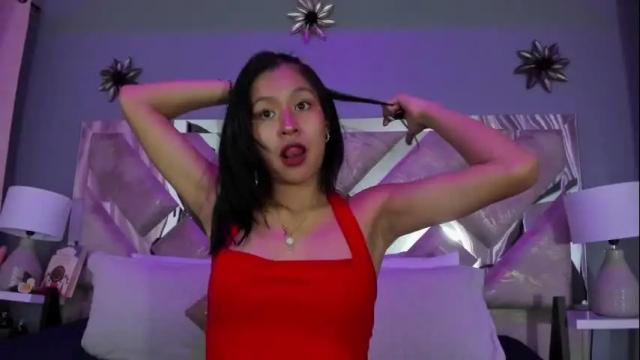 Image 2 of nayara_macherano Stream on Chaturbate on 18 days ago
