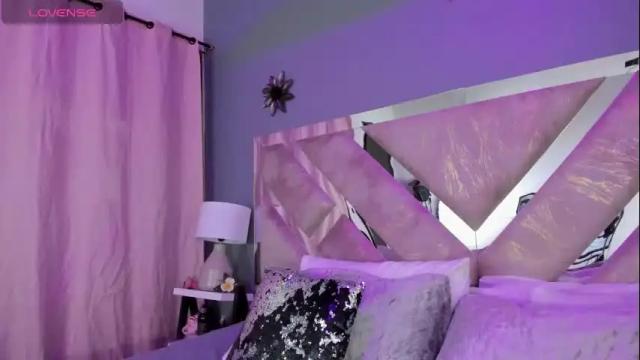 Image 8 of nayara_macherano Stream on Chaturbate on 8 days ago