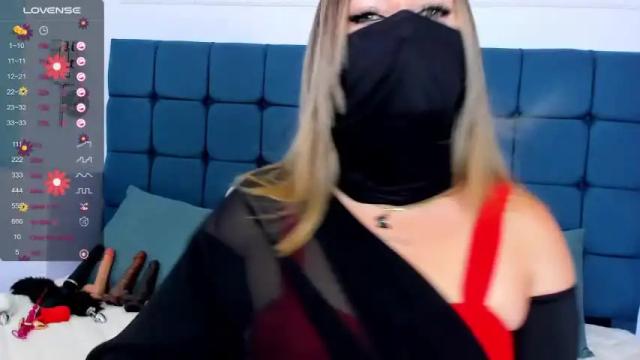 Image 2 of nayaritrisha Stream on Chaturbate on 16 months ago