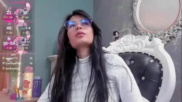 Image 7 of nayecloud Stream on Chaturbate on 2 months ago