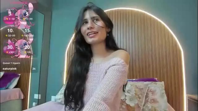 Image 2 of nayecloud Stream on Chaturbate on 1 month ago