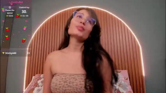 Image 11 of nayecloud Stream on Chaturbate on 2 days ago