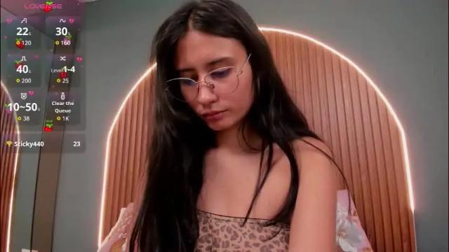 Image 7 of nayecloud Stream on Chaturbate on 2 days ago