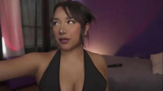 Image 2 of ne_fertari Stream on Chaturbate on 1 month ago