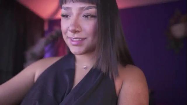 Image 11 of ne_fertari Stream on Chaturbate on 1 month ago