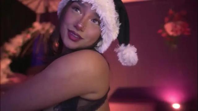 Image 3 of ne_fertari Stream on Chaturbate on 27 days ago