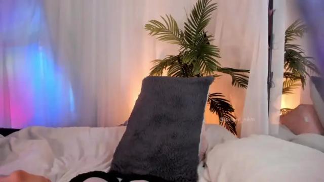 Thumbnail 1, nebamazee's Stream at Chaturbate, 15 months ago