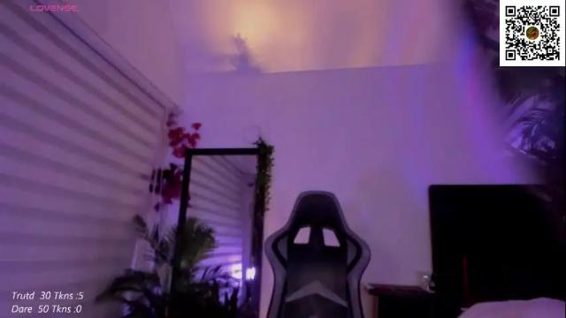 Image 7 of nebamazee Stream on Chaturbate on 26 days ago