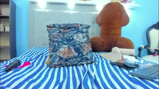 Image 2 of neferet_opal Stream on Chaturbate on 12 days ago