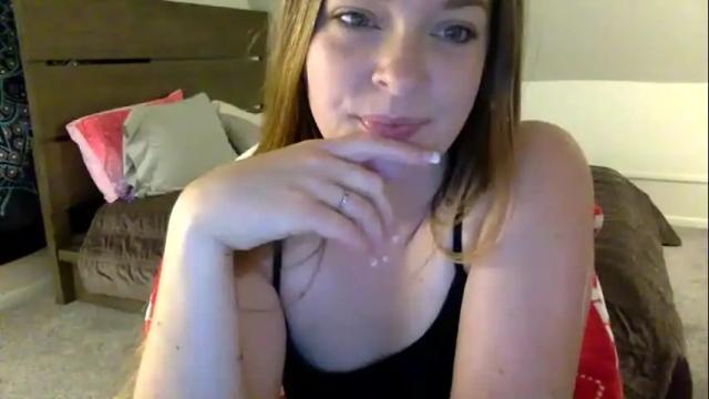 Image 4 of neighbors18 Stream on Chaturbate on 28 days ago