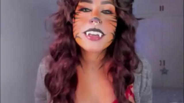 Image 2 of neko_elaine Stream on Chaturbate on 3 months ago