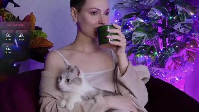 Image 4 of neko_house Stream on Chaturbate on 16 months ago
