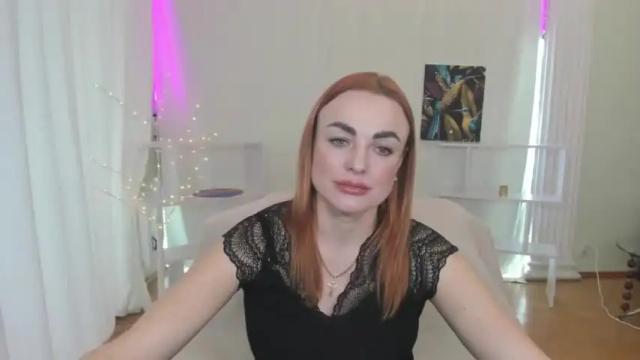 Image 4 of nell_blum Stream on Chaturbate on 12 months ago