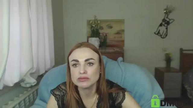 Image 3 of nell_blum Stream on Chaturbate on 12 months ago